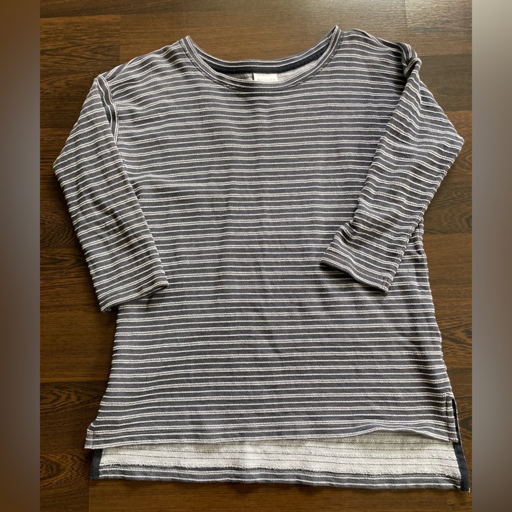 Columbia Textured Top - 3/4 Sleeve